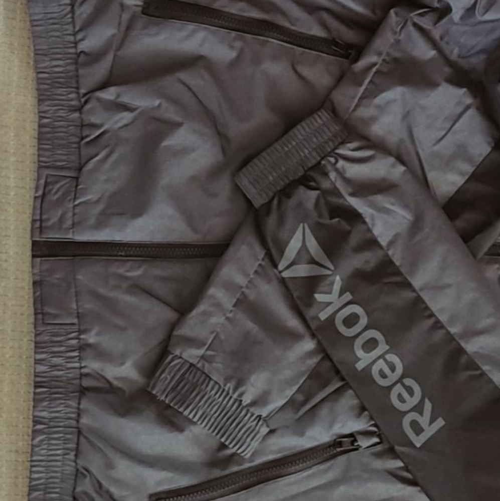 Reebok jacket - Picture 4 of 5